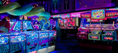 财神的宝藏游戏湖泊区域水下隐藏宝库的入口与环境